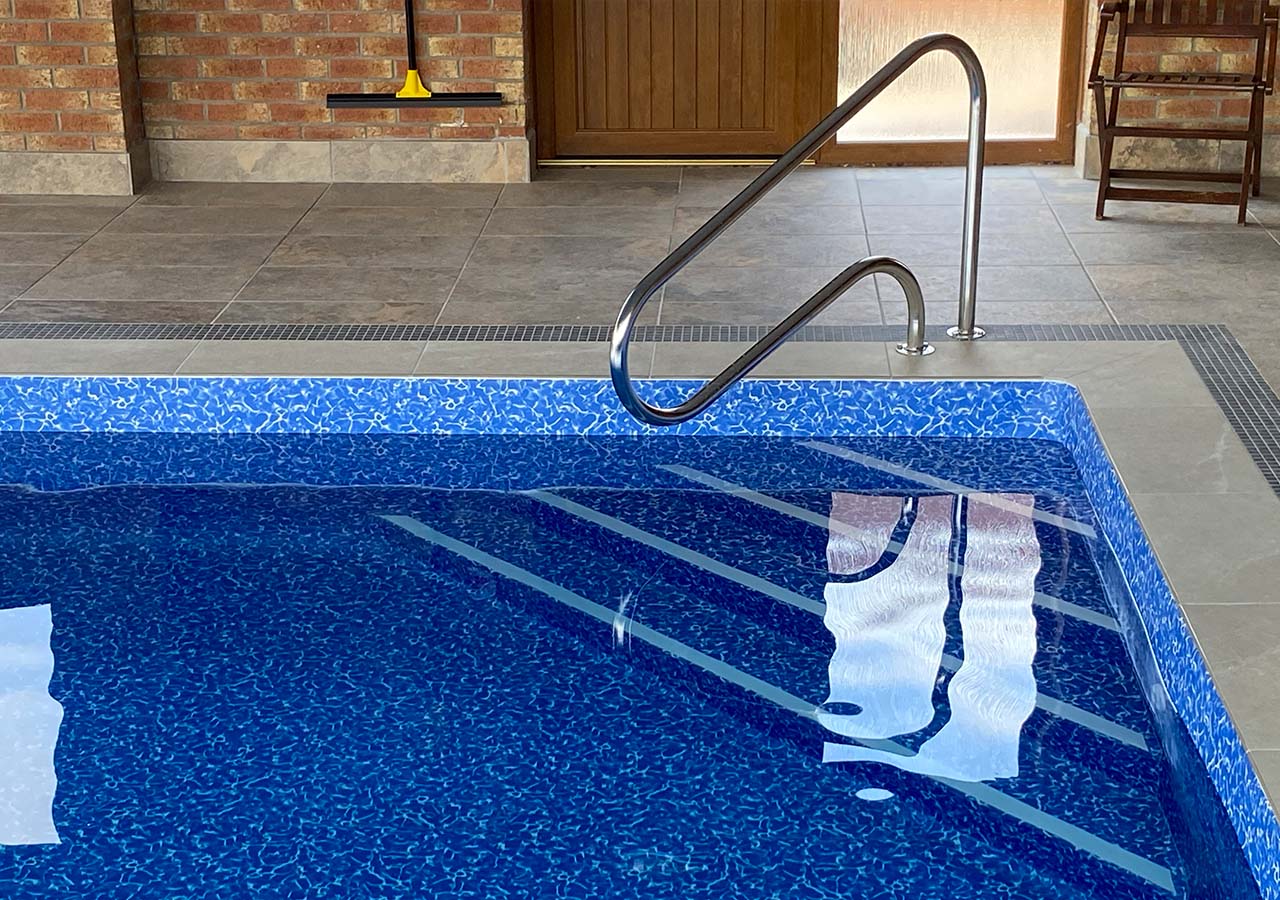 Firtree indoor swimming pool steps into the pool